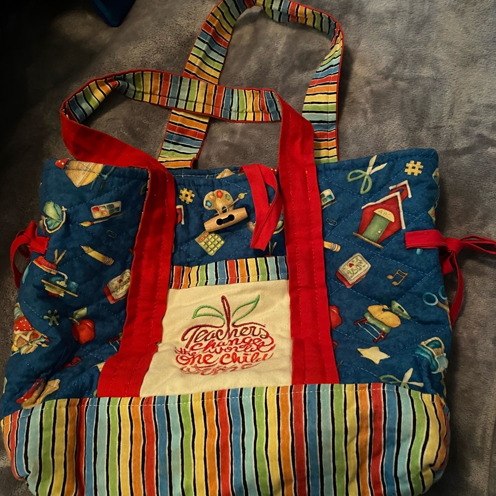 Lot of 2 totes